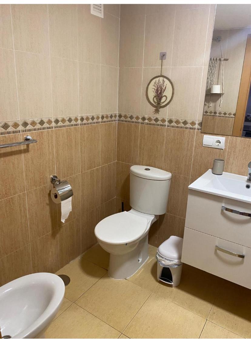 Bajo Con Jardin A Pie De Playa Y Piscina Comunitaria Con Jacuzzi Daire Playas de Vera Dış mekan fotoğraf